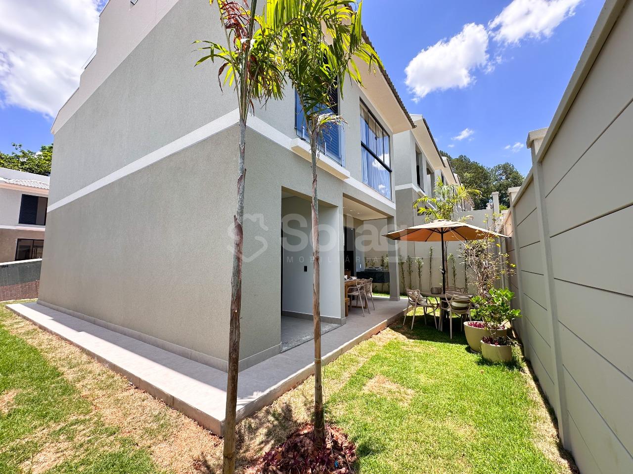 Casa em condomínio à venda no Observatório: 