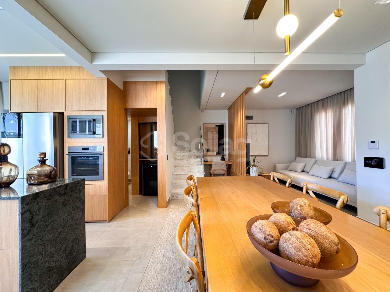 Casa em condomínio à venda no Observatório: 