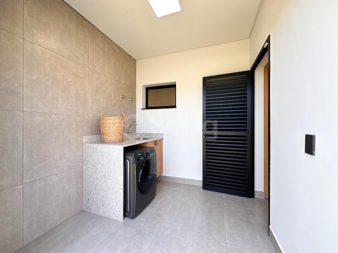 Casa em condomínio à venda no Observatório: 