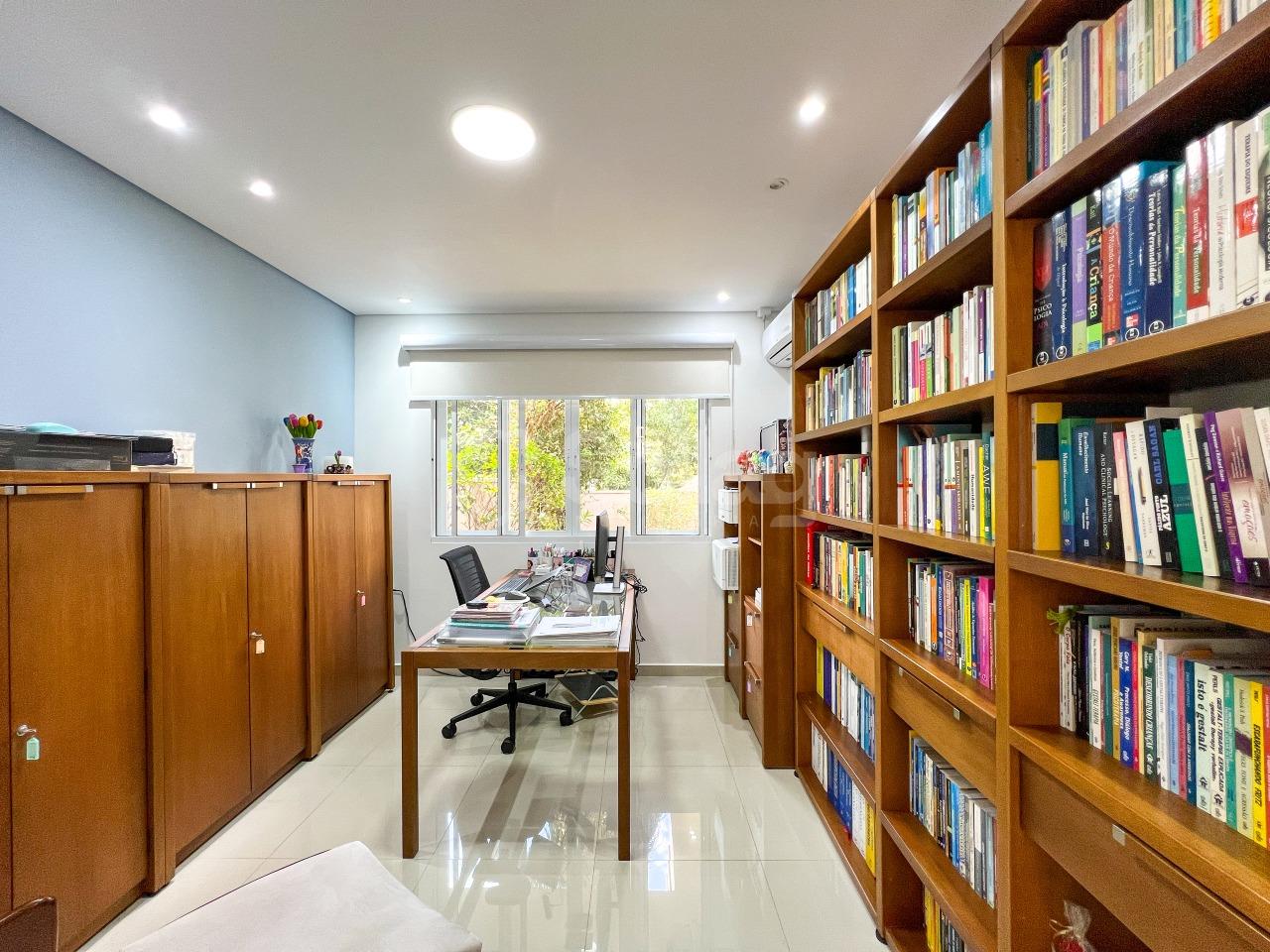 Casa em condomínio à venda no Condomínio Jardim das Palmeiras: 