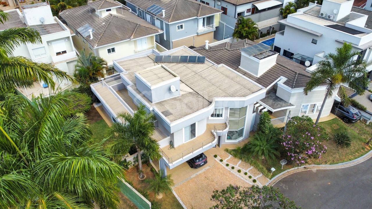 Casa em condomínio à venda no Condomínio Jardim das Palmeiras: 