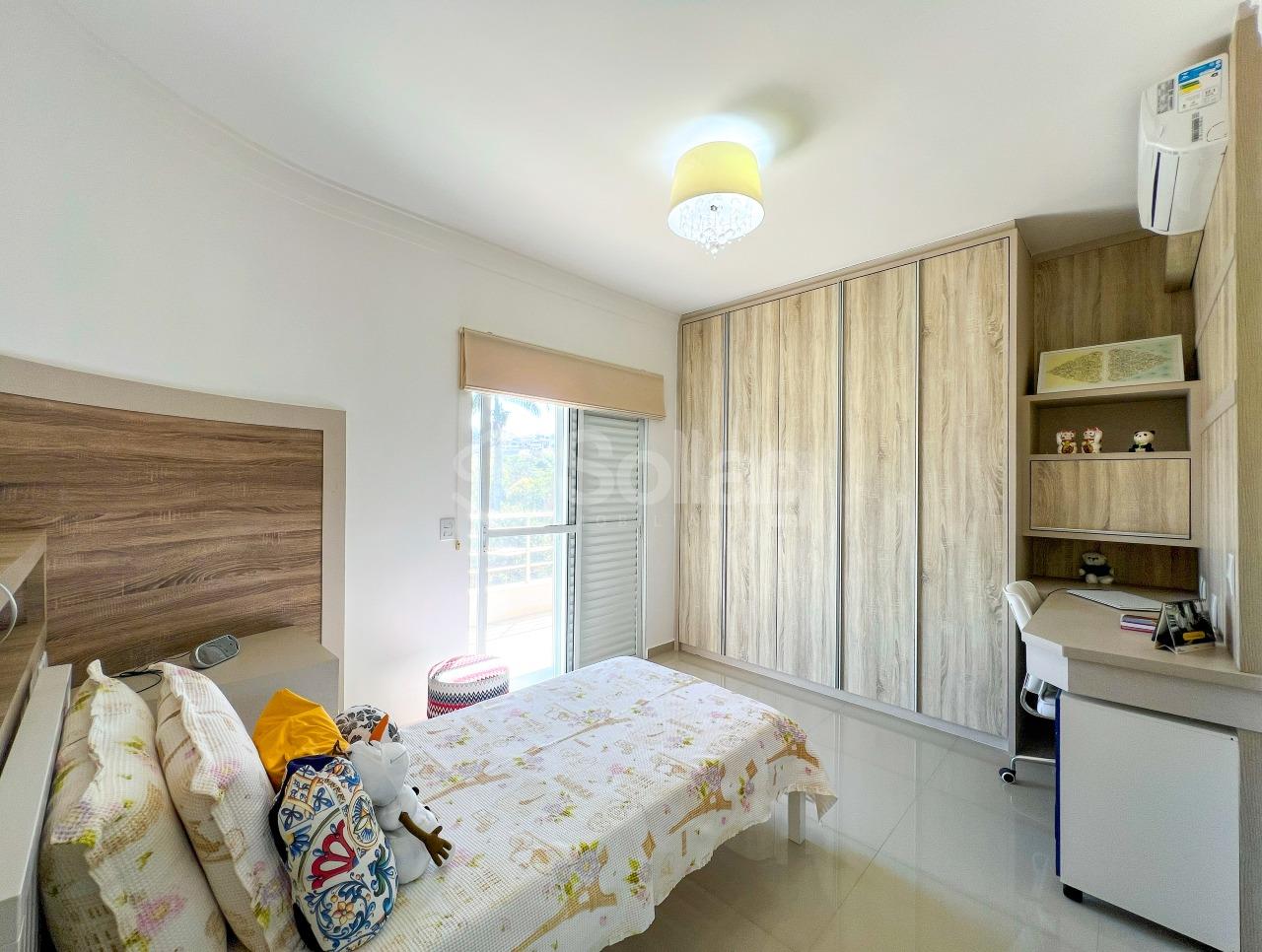 Casa em condomínio à venda no Condomínio Jardim das Palmeiras: 