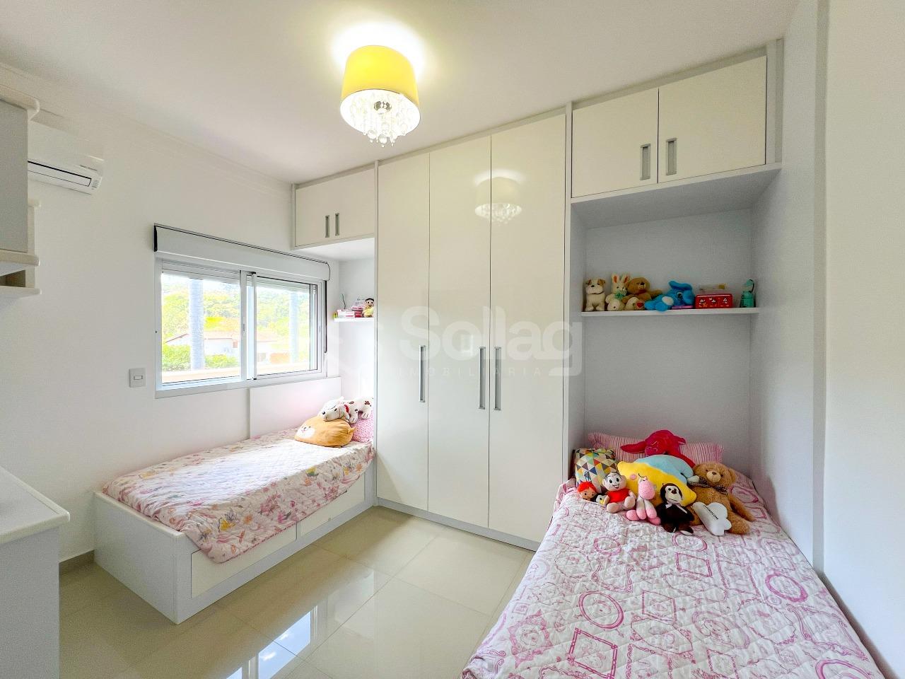 Casa em condomínio à venda no Condomínio Jardim das Palmeiras: 