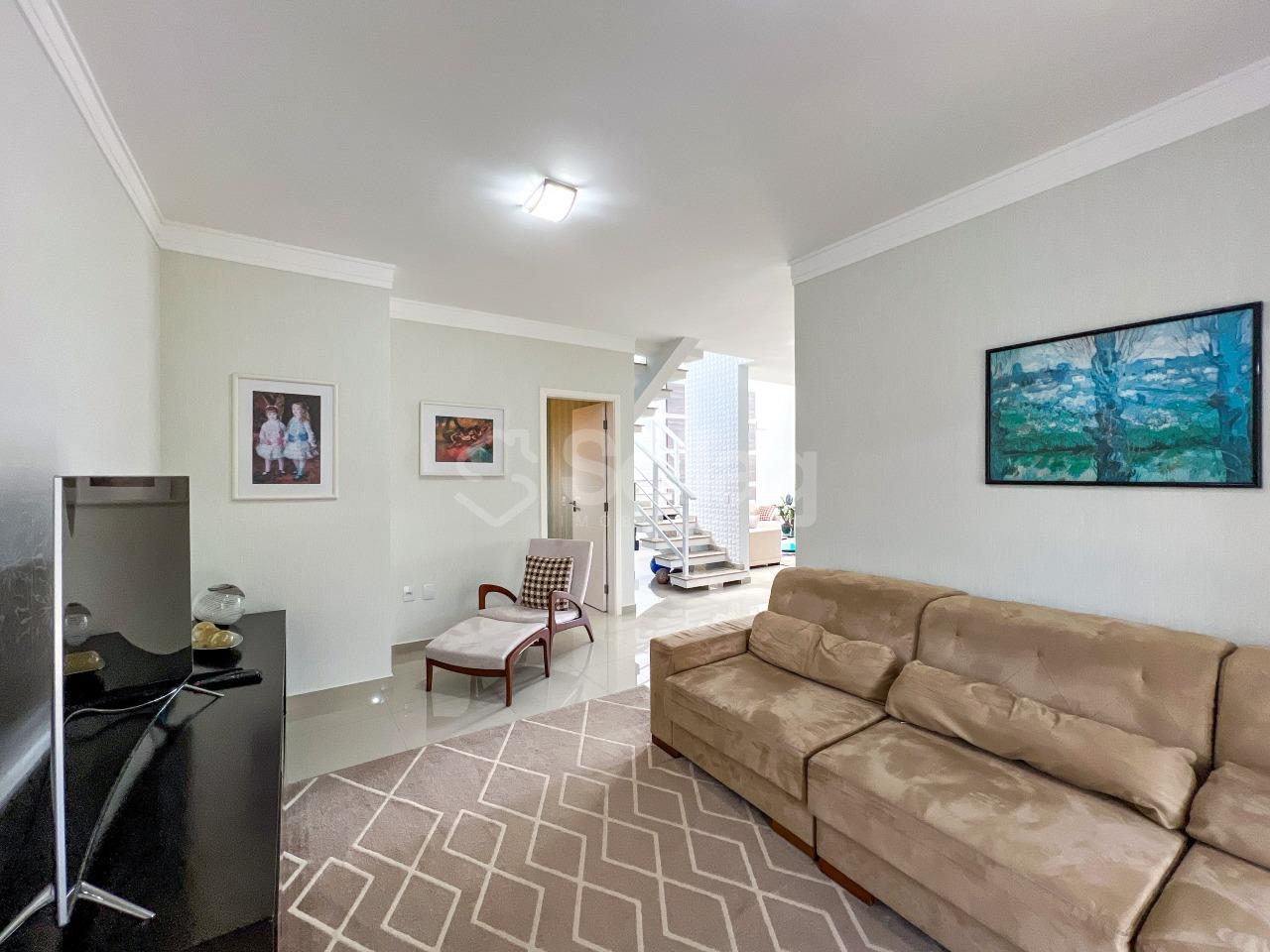 Casa em condomínio à venda no Condomínio Jardim das Palmeiras: 