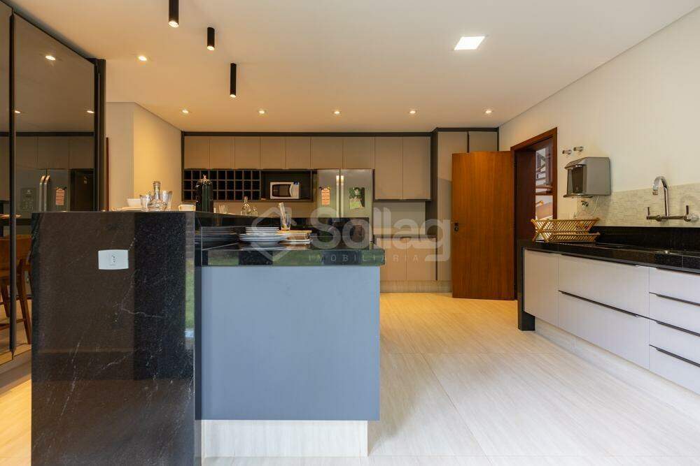 Casa em condomínio à venda no Condomínio Vale da Santa Fé: 