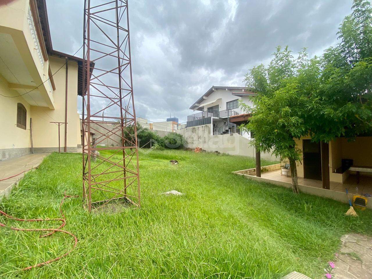 Casa à venda no Centro: 