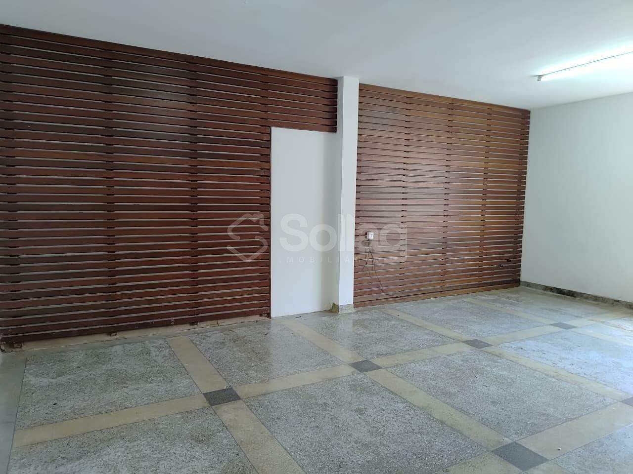 Sala para aluguel no Centro: