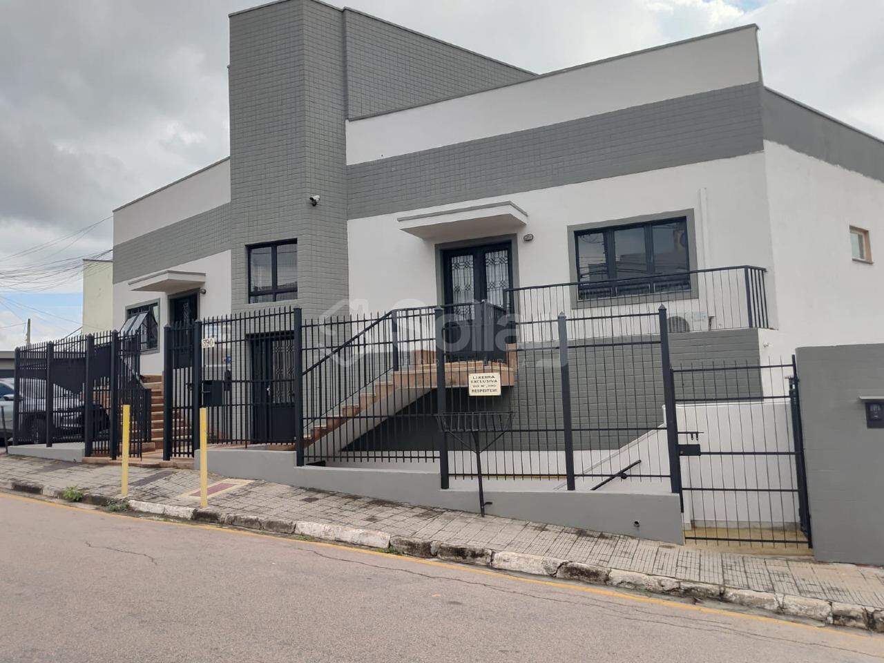Sala para aluguel no Centro:
