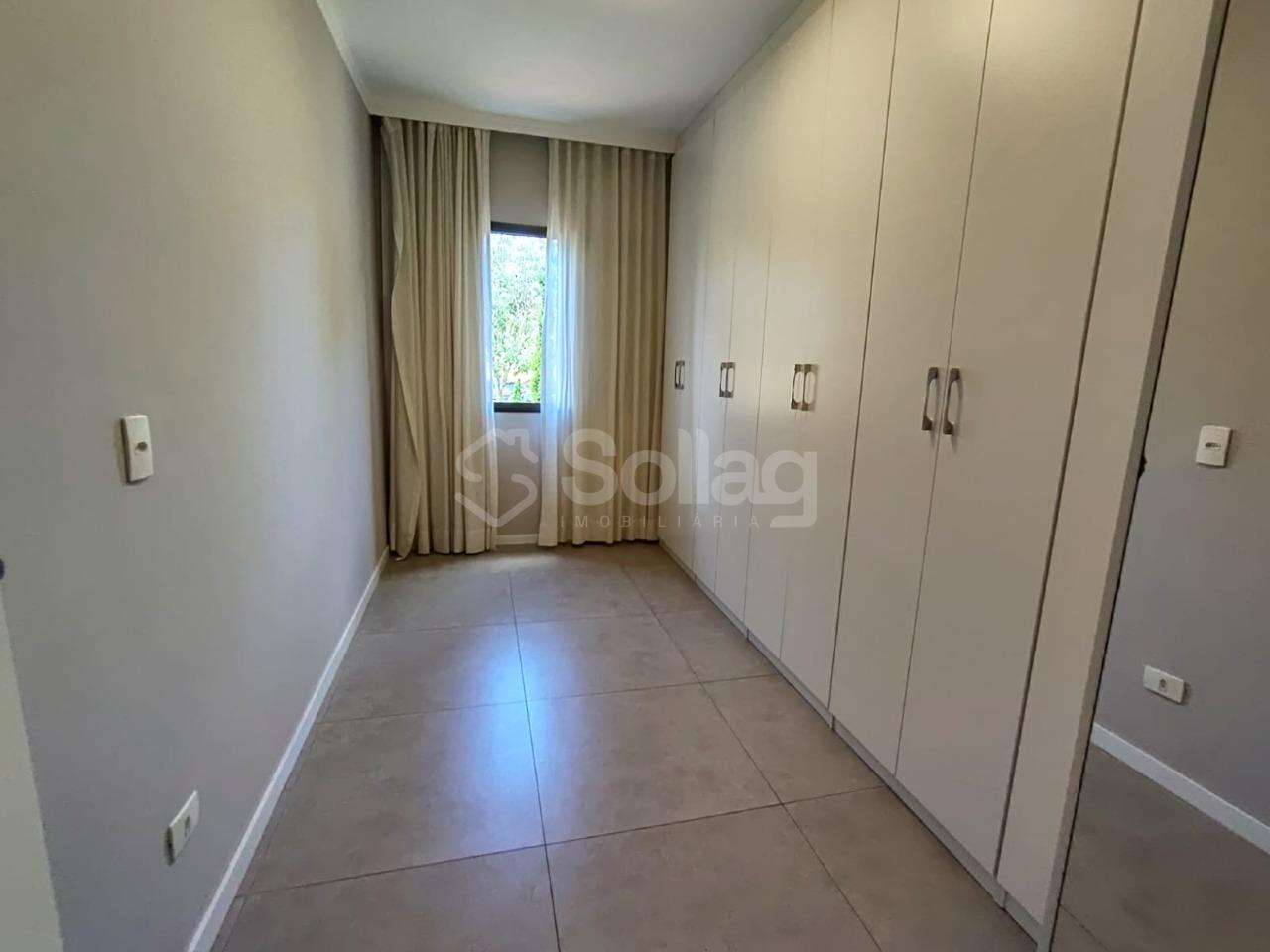 Apartamento para aluguel no Pinheirinho: 