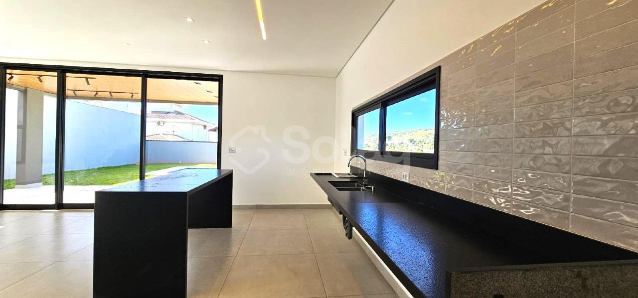 Casa em condomínio à venda no Condomínio Recanto dos Paturis: 