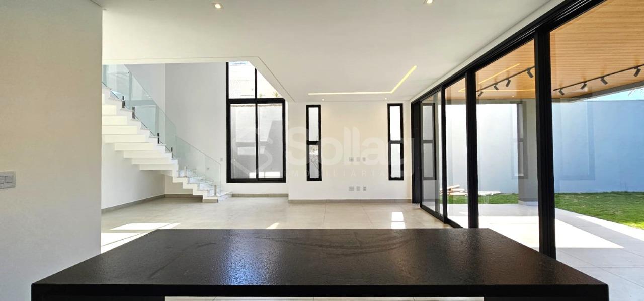 Casa em condomínio à venda no Condomínio Recanto dos Paturis: 