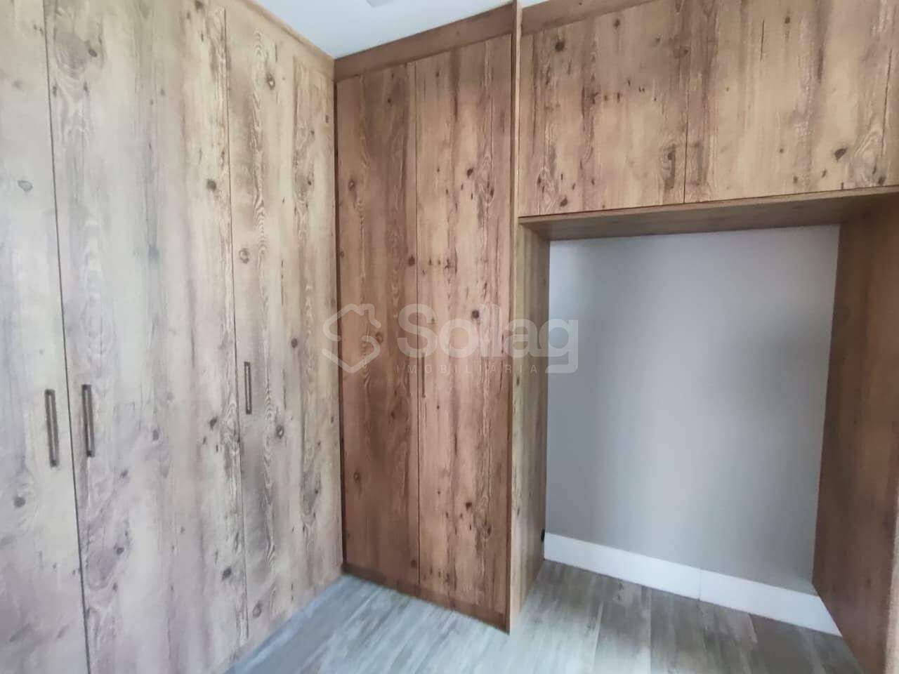 Sala para aluguel no Centro: 