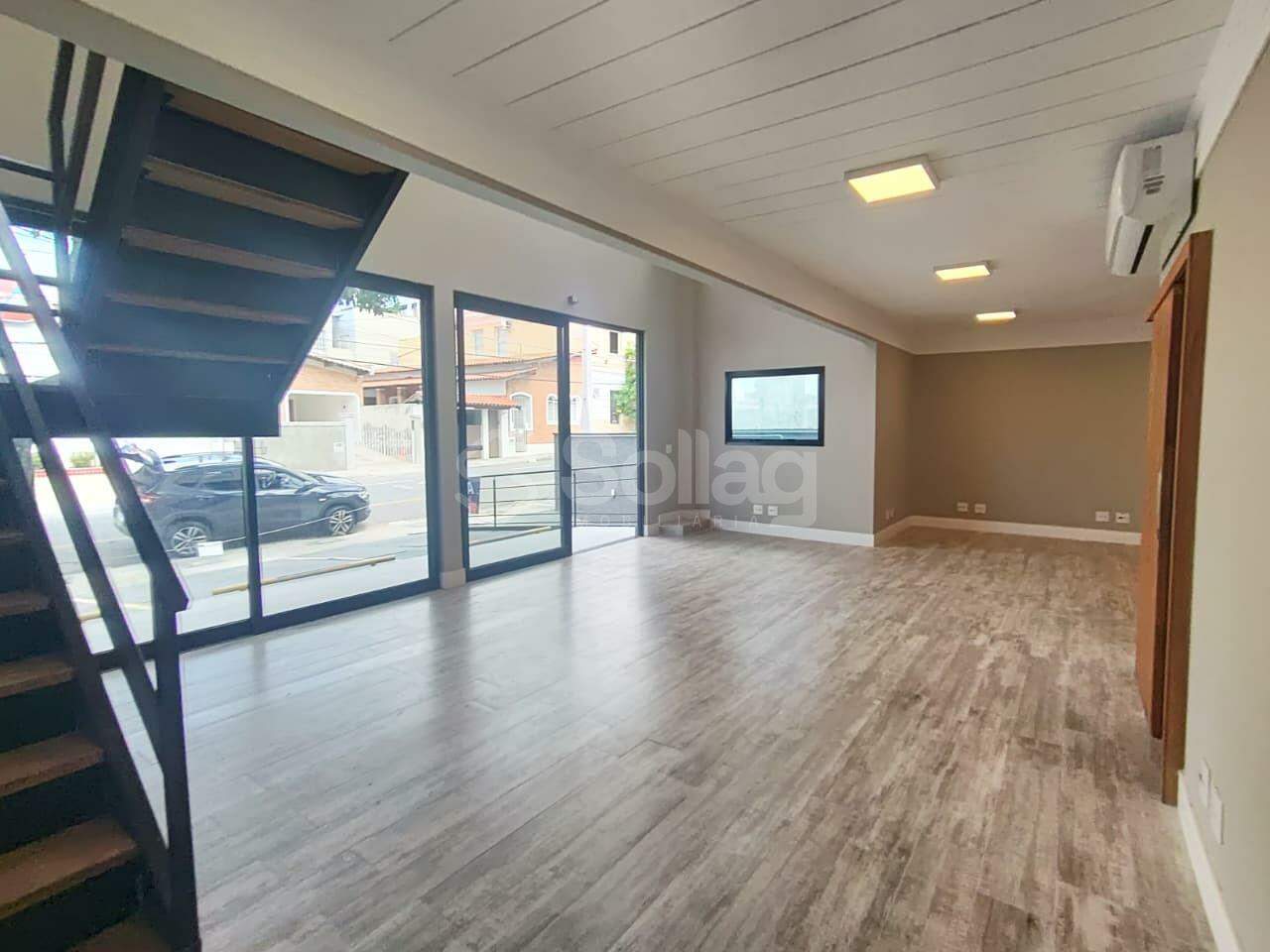 Sala para aluguel no Centro: 