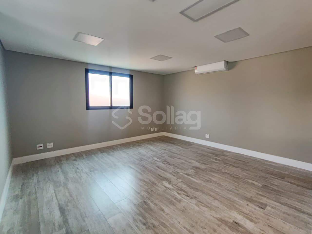 Sala para aluguel no Centro: 