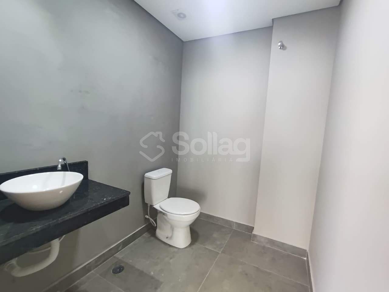 Sala para aluguel no Centro: 