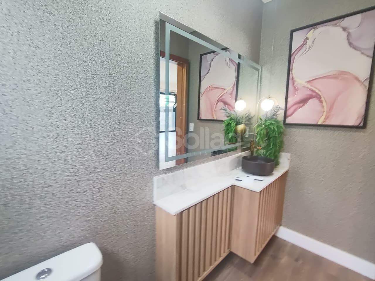 Sala para aluguel no Centro: 