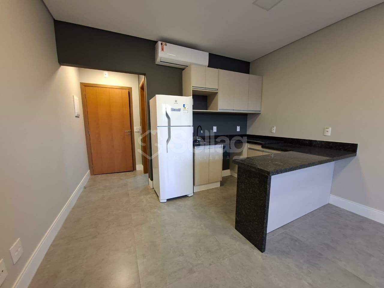 Studio para aluguel no Centro: 