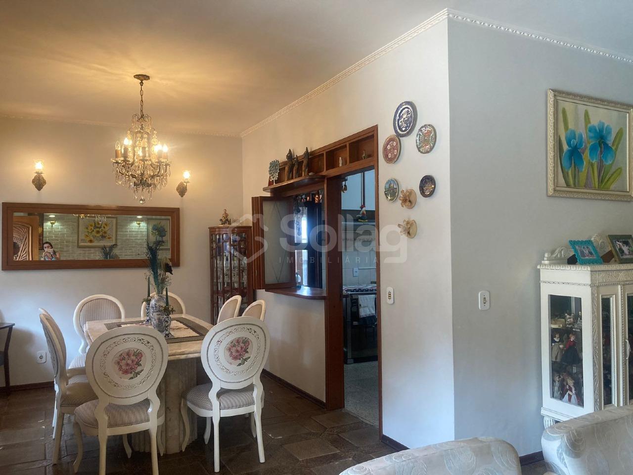 Casa em condomínio à venda no Condomínio Estância Marambaia: