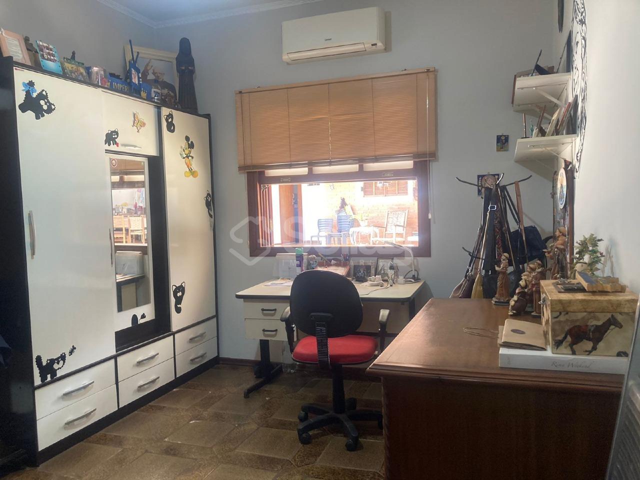 Casa em condomínio à venda no Condomínio Estância Marambaia: