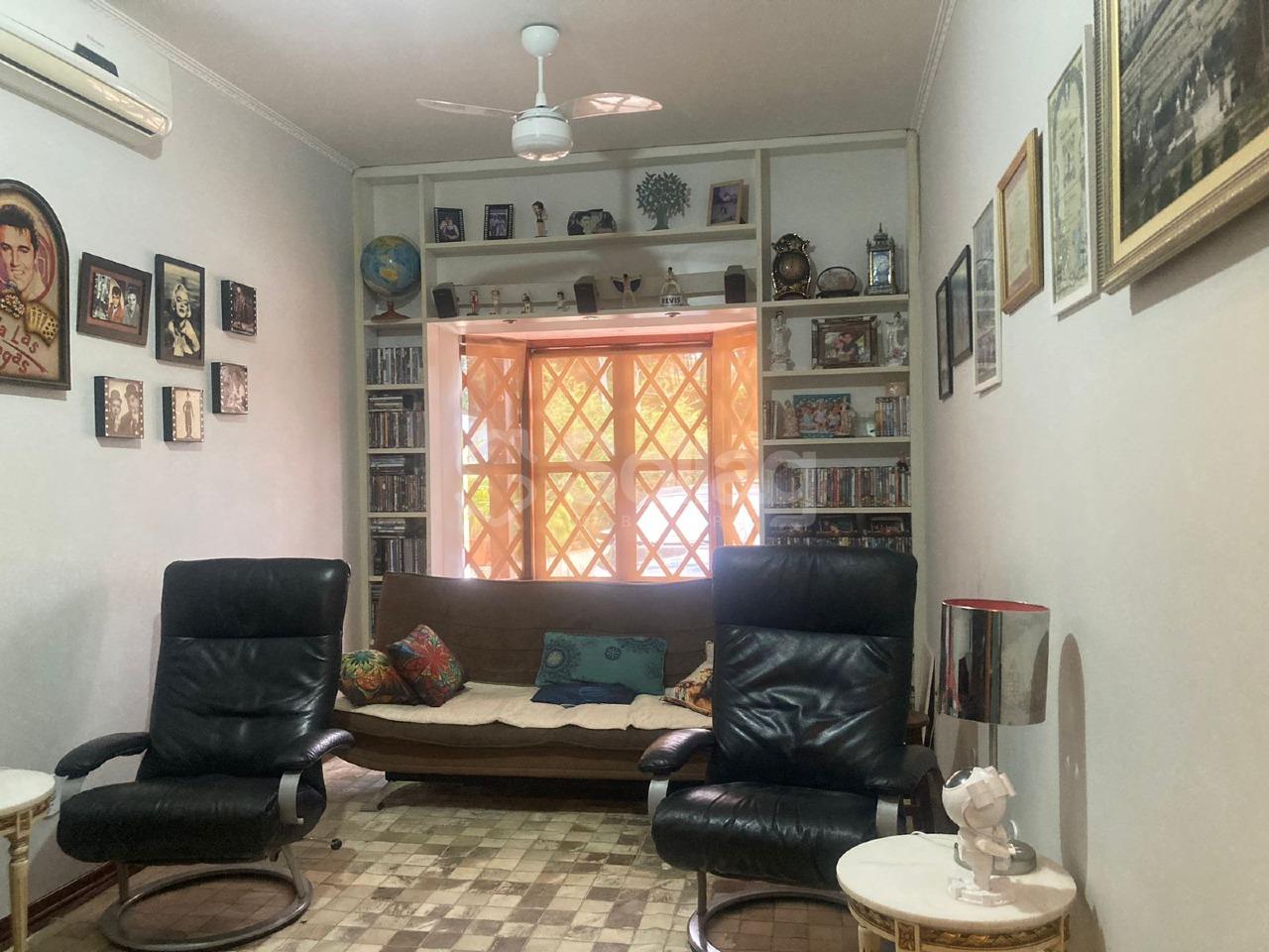 Casa em condomínio à venda no Condomínio Estância Marambaia: