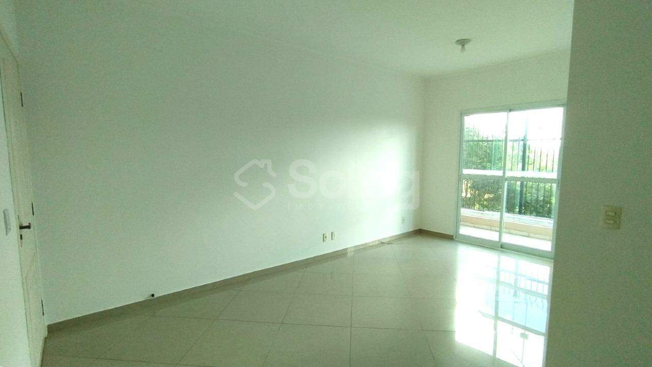 Apartamento à venda no Condomínio Portal do Sol: 