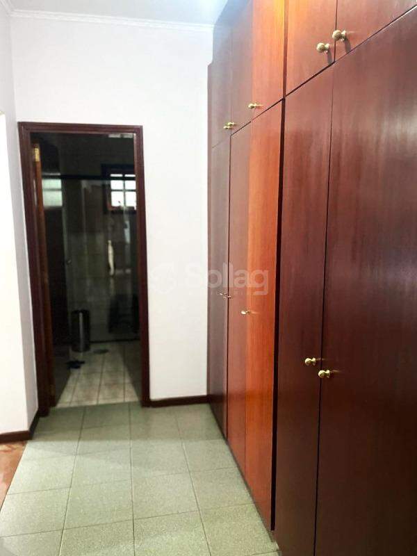 Casa em condomínio à venda no Condomínio São Joaquim: 