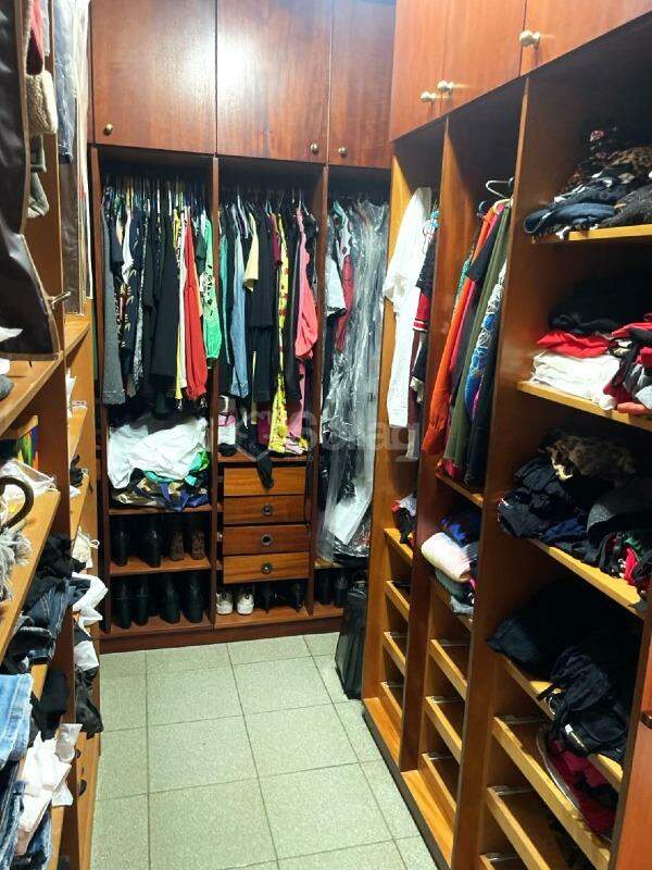 Casa em condomínio à venda no Condomínio São Joaquim: 