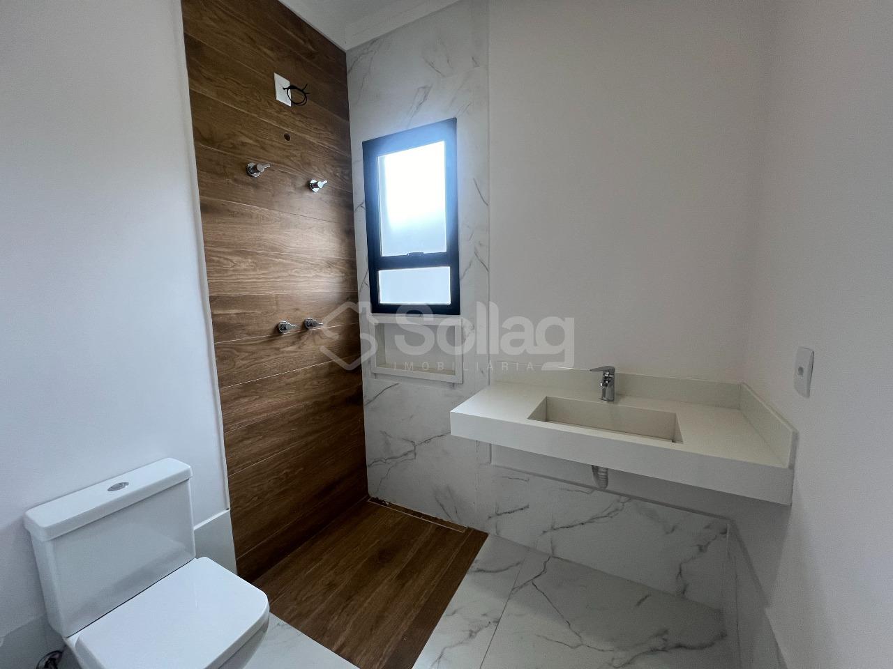 Casa à venda no Jardim das Videiras: 