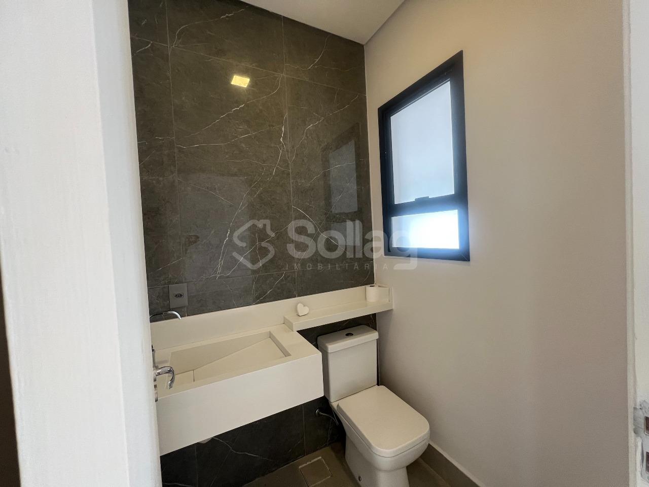 Casa à venda no Jardim das Videiras: 