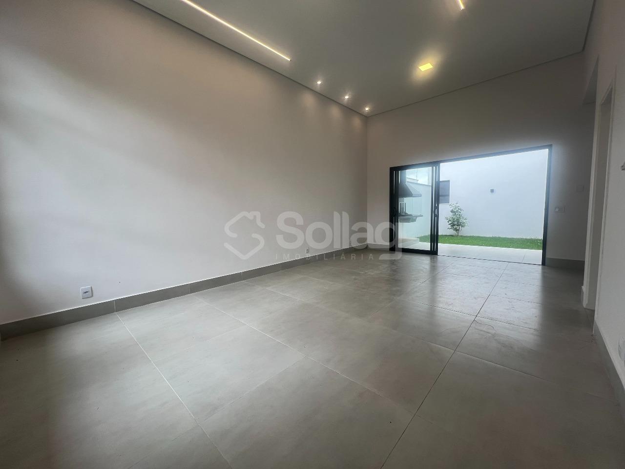 Casa à venda no Jardim das Videiras: 