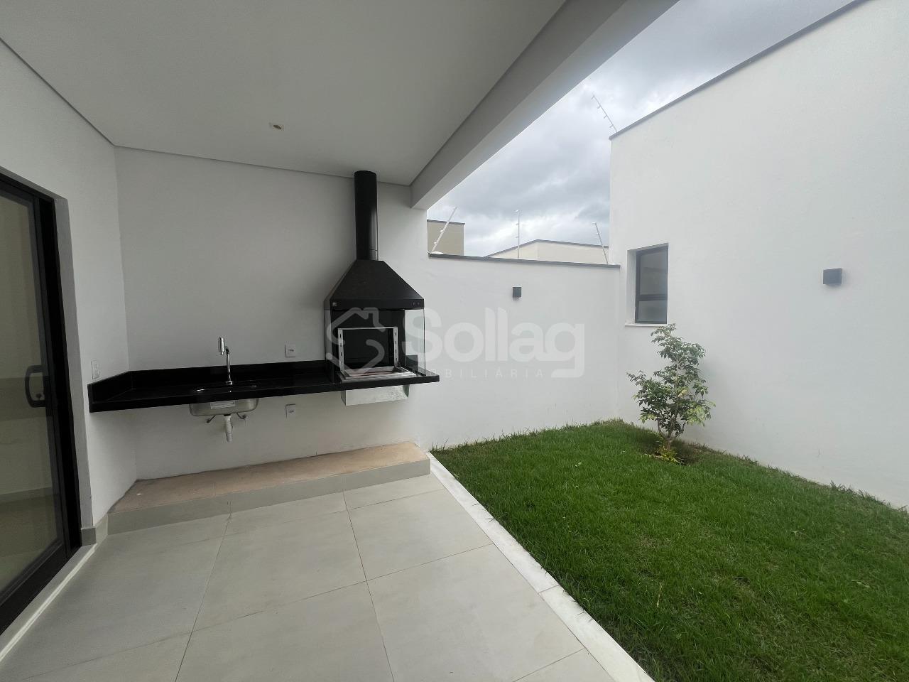 Casa à venda no Jardim das Videiras: 