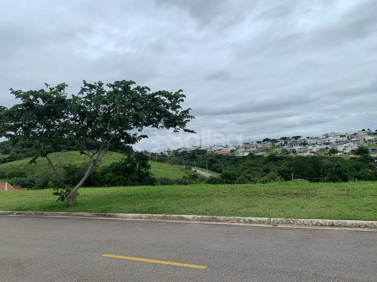 Terreno em condomínio à venda no Santa Isabel II: