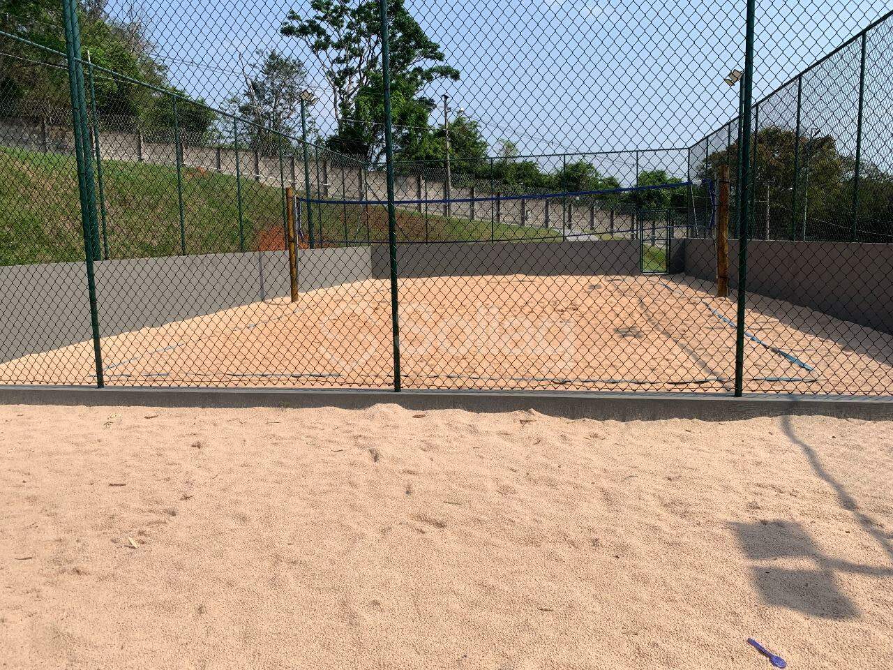 Terreno em condomínio à venda no Santa Isabel II: