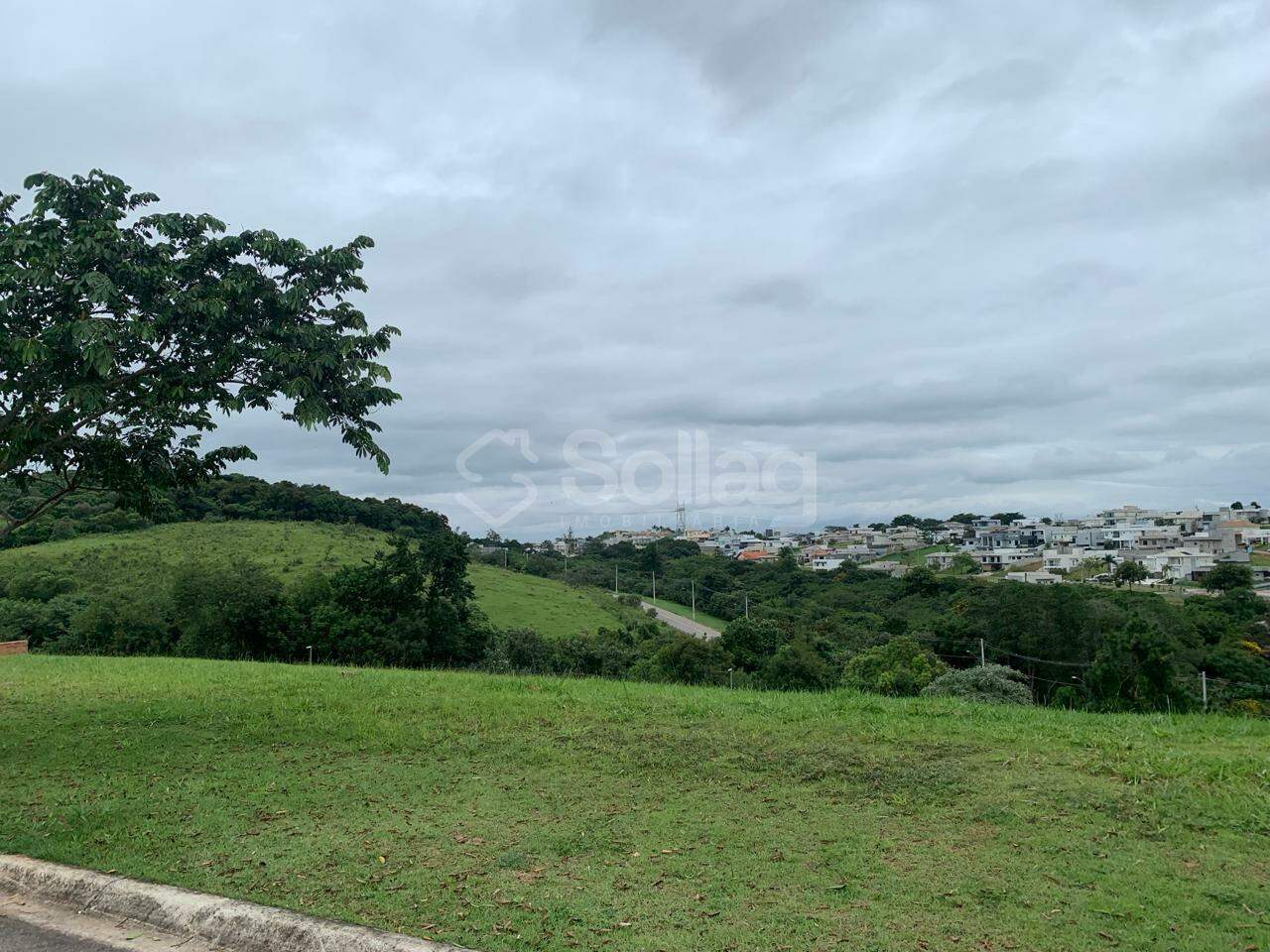 Terreno em condomínio à venda no Santa Isabel II: