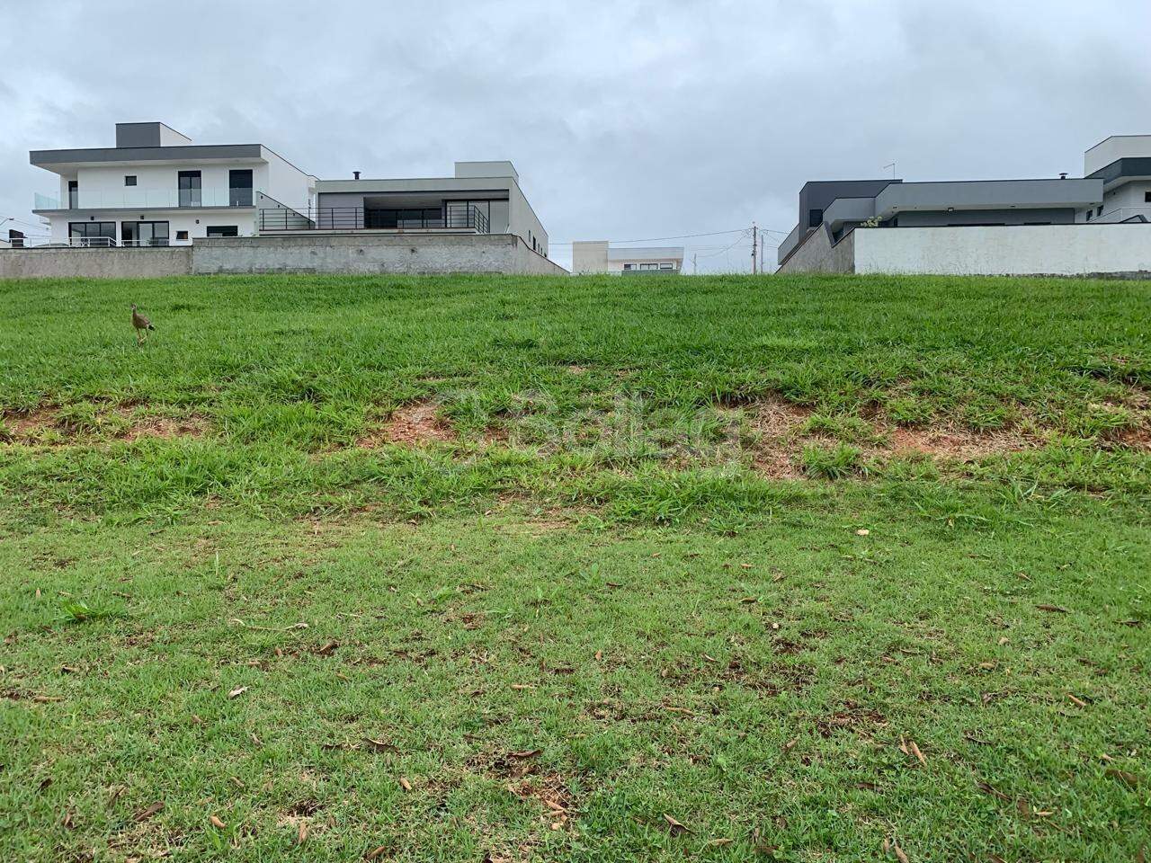 Terreno em condomínio à venda no Santa Isabel II: