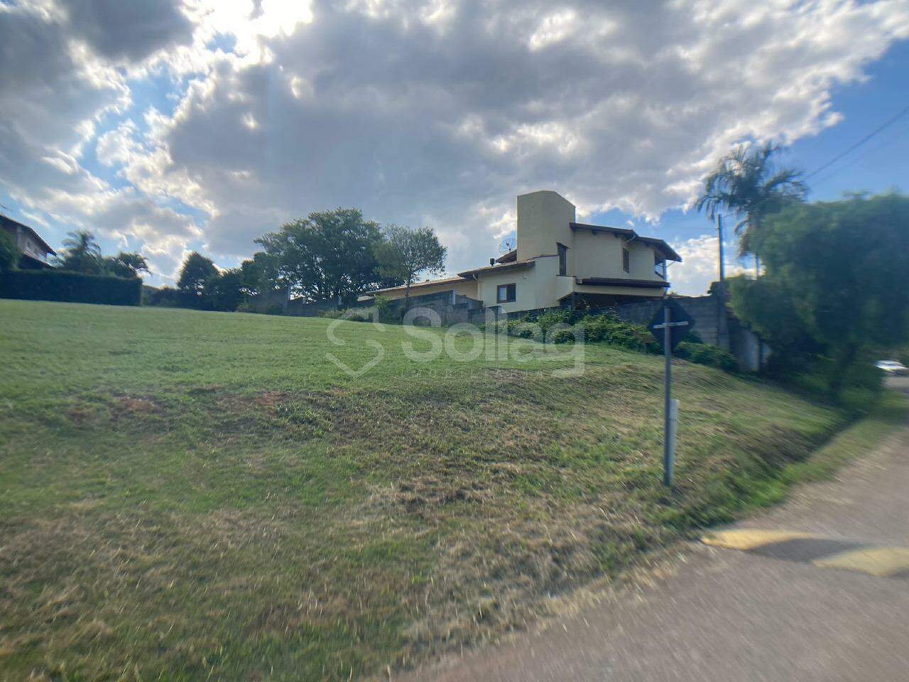 Terreno em condomínio à venda no Condomínio Terras de Santa Teresa: 