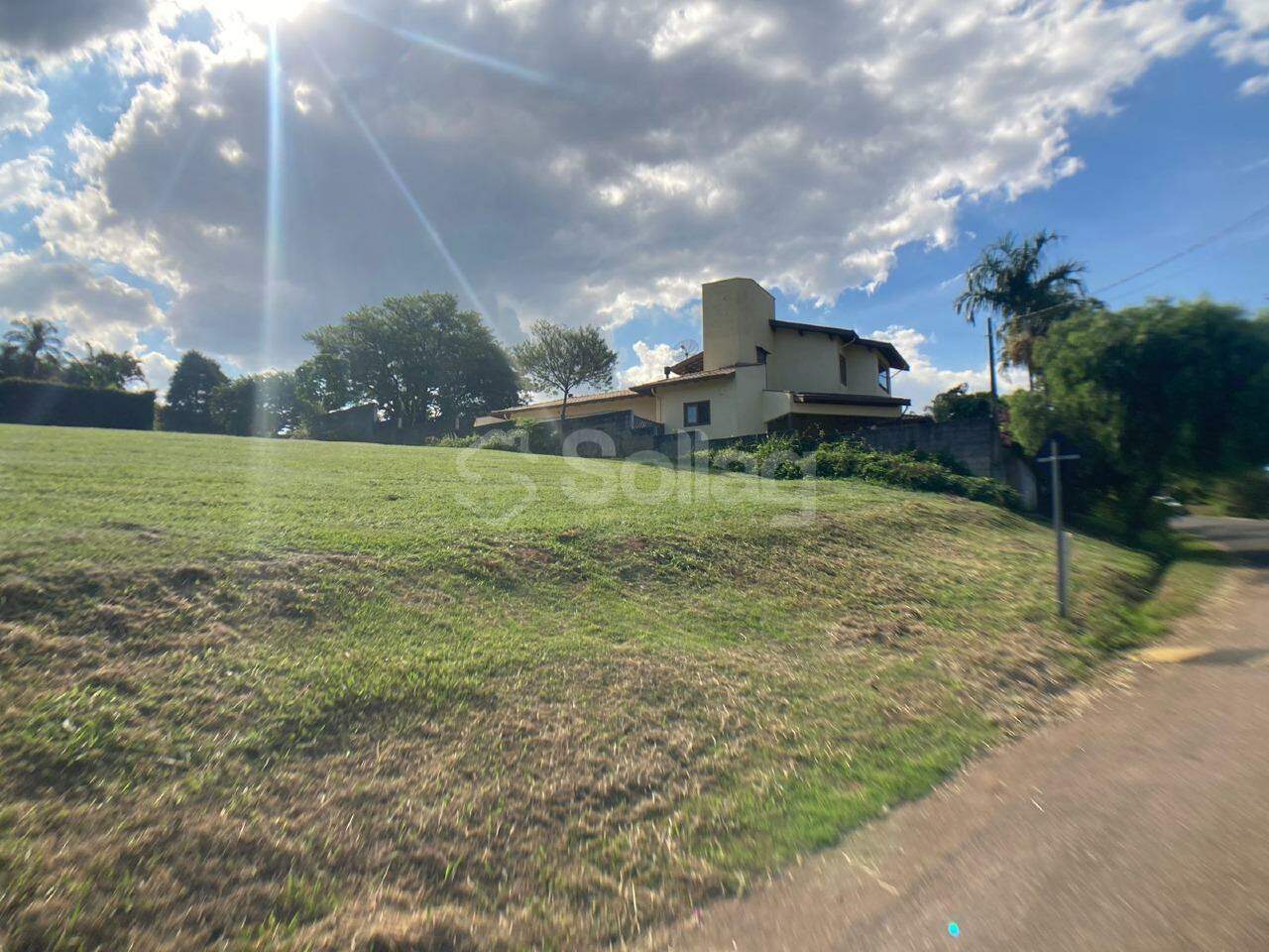 Terreno em condomínio à venda no Condomínio Terras de Santa Teresa: 