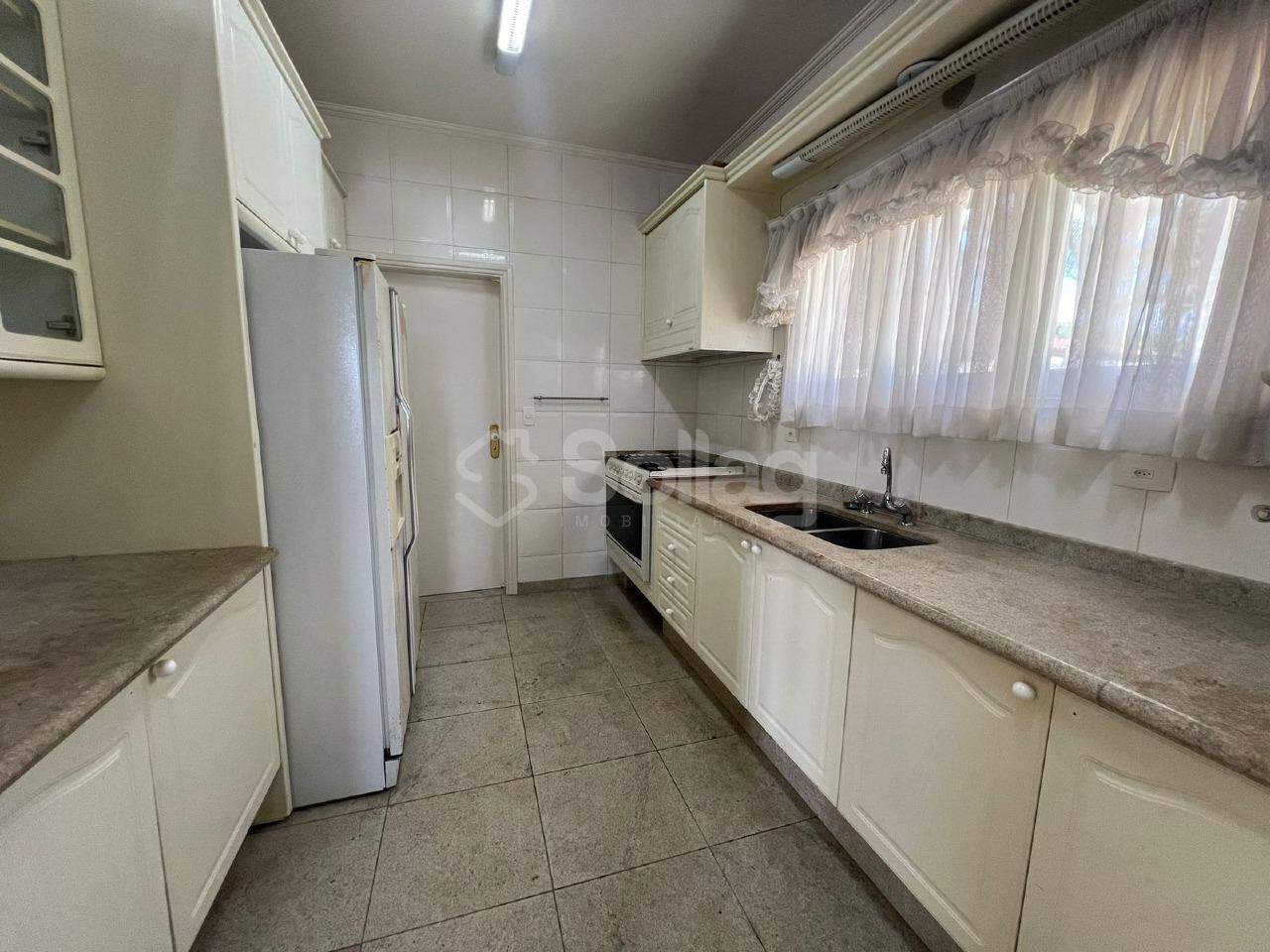 Casa em condomínio para aluguel no Condomínio Estância Marambaia: 