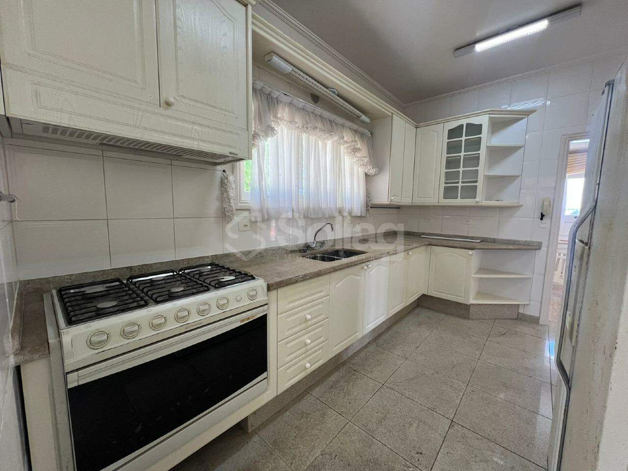 Casa em condomínio para aluguel no Condomínio Estância Marambaia: 