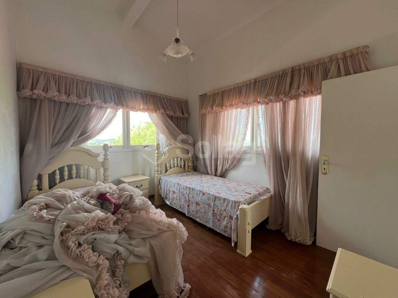 Casa em condomínio para aluguel no Condomínio Estância Marambaia: 