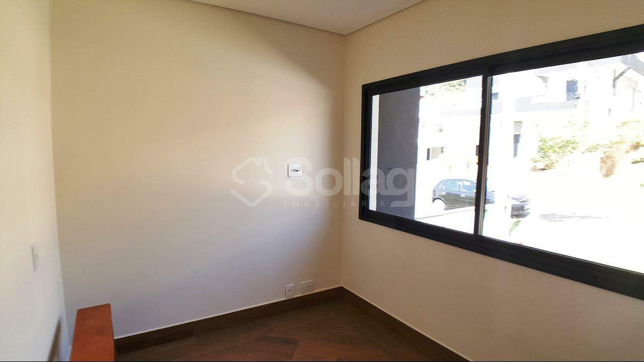 Casa em condomínio à venda no Condomínio Reserva Santa Isabel I: 