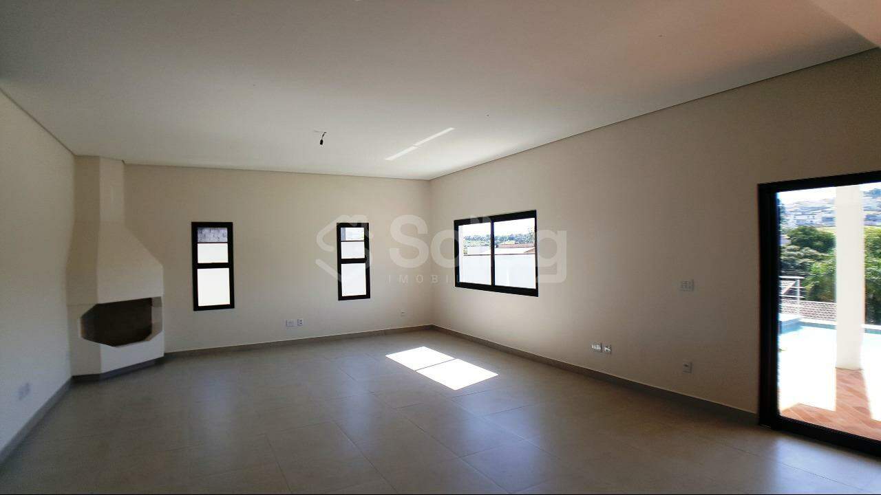 Casa em condomínio à venda no Condomínio Reserva Santa Isabel I: 