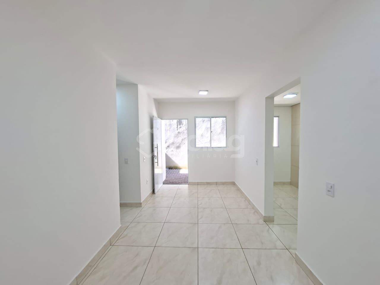 Casa para aluguel no Vida Nova 2: 