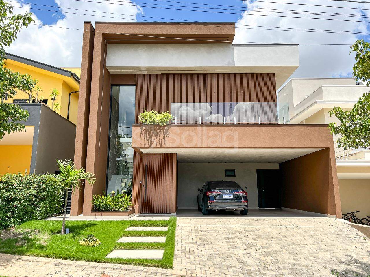 Casa em condomínio à venda no Pinheiro: