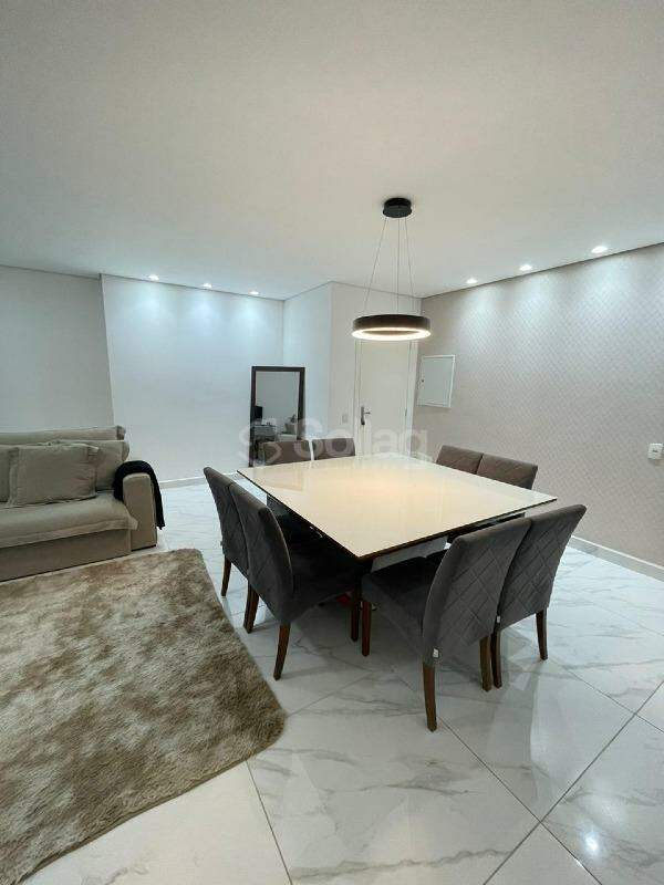 Apartamento à venda no Condomínio Mondo Itália: