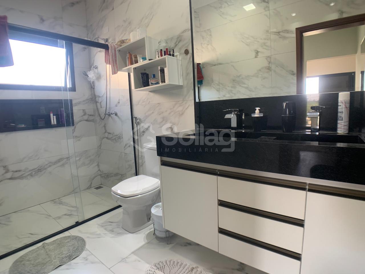 Casa em condomínio à venda no Condomínio Villa do Sol: 