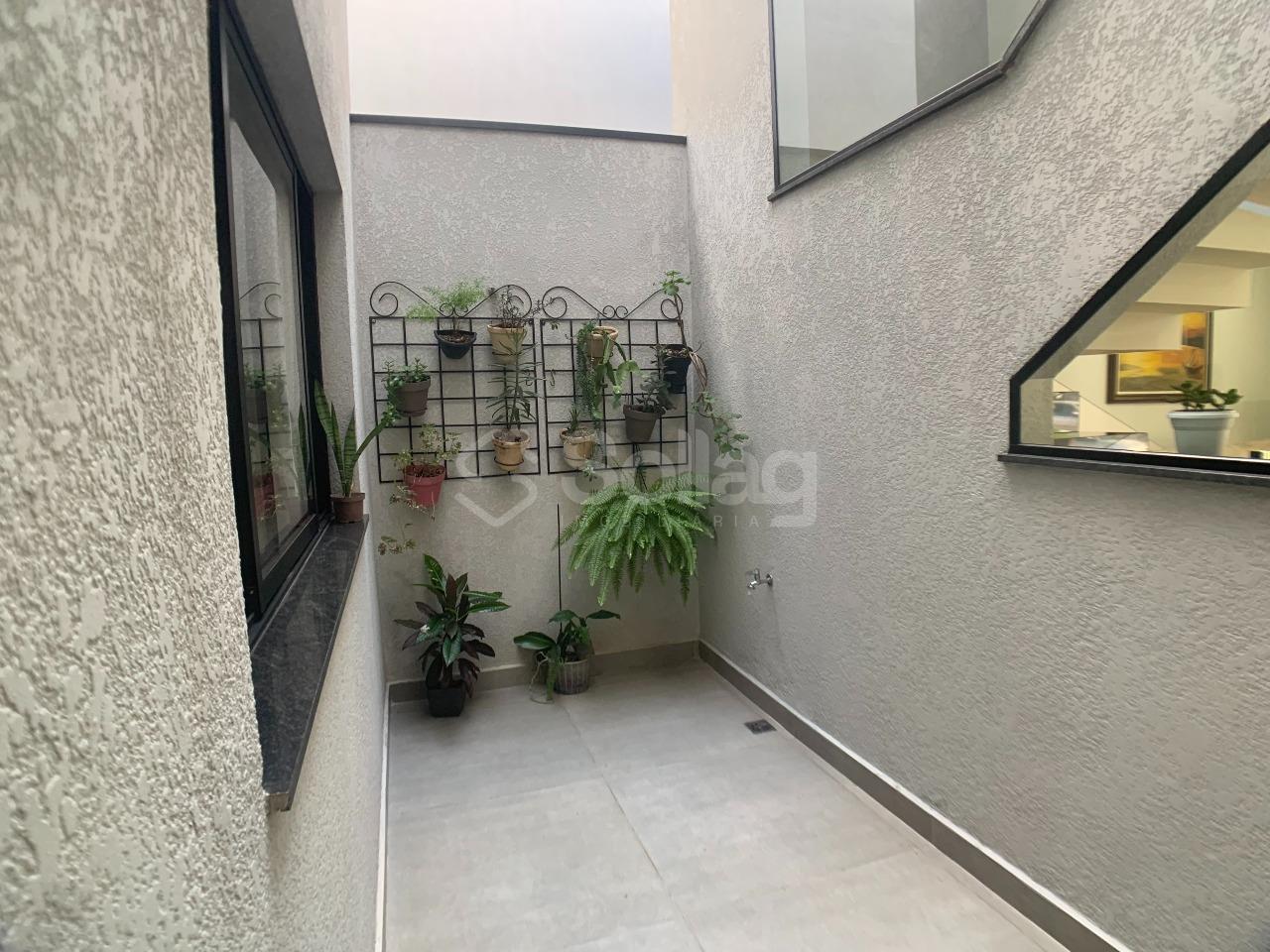 Casa em condomínio à venda no Condomínio Villa do Sol: 