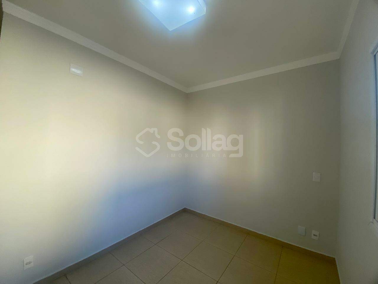 Casa em condomínio para aluguel no Pinheirinho:
