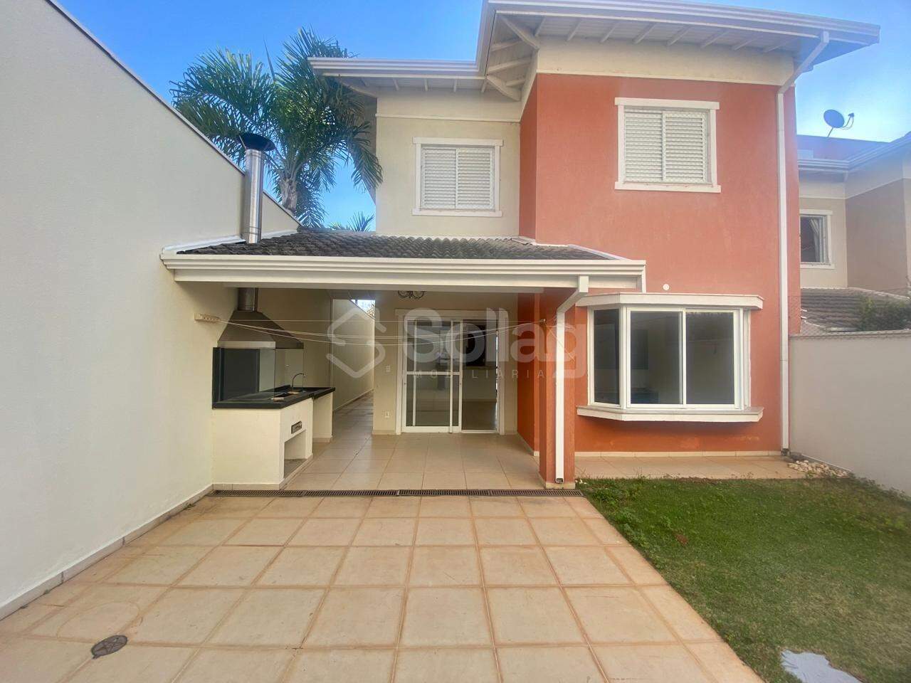Casa em condomínio para aluguel no Pinheirinho: