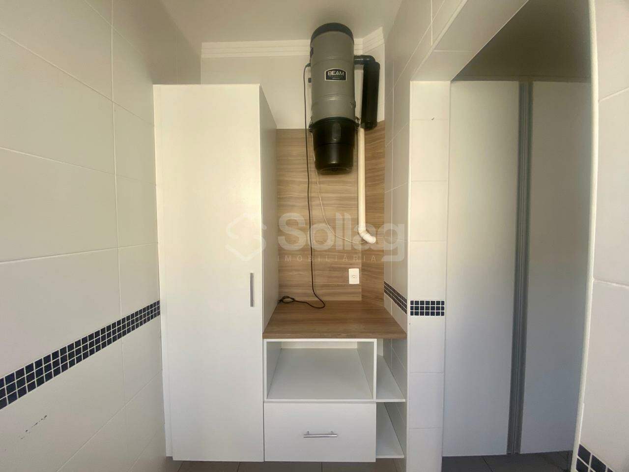 Casa em condomínio para aluguel no Pinheirinho: